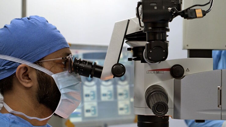 How the M822 microscope enhances surgical precision in eye surgeries - Insights from Dr. Dhami. Image courtesy of Dr. Abhinav Dhami. How the M822 microscope enhances surgical precision in eye surgeries - Insights from Dr. Dhami. Image courtesy of Dr. Abhinav Dhami.